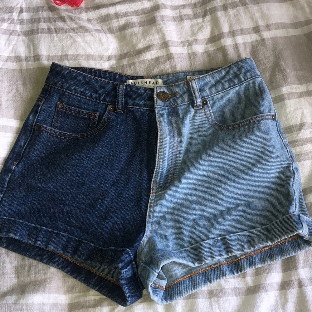 Bullhead Mom Shorts